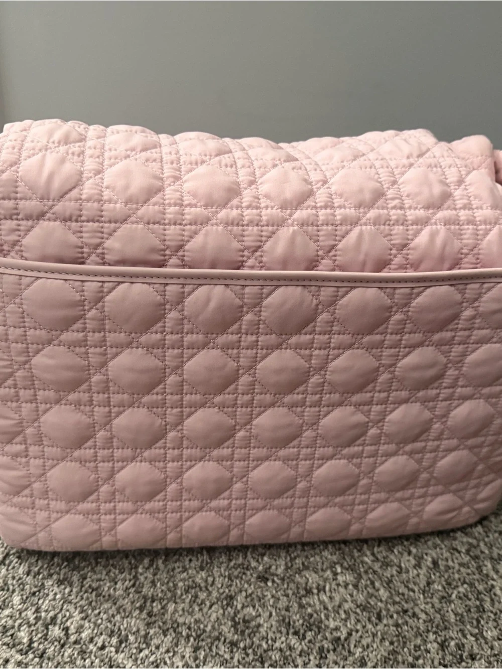 Dior saddle shoulder